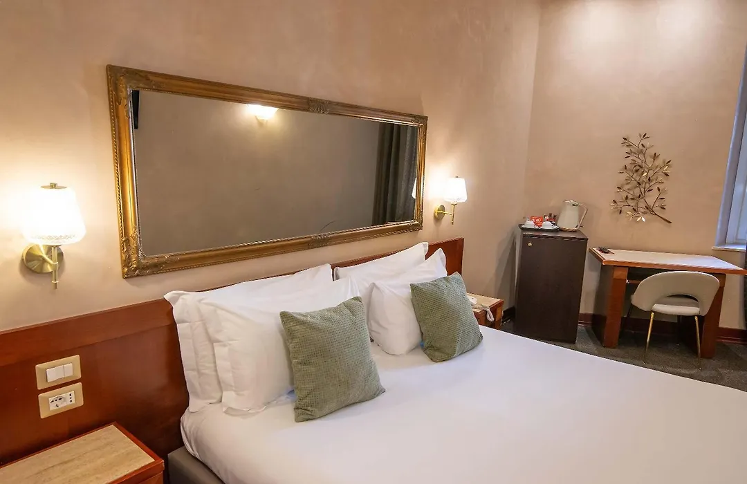 Hotel Accademia-1