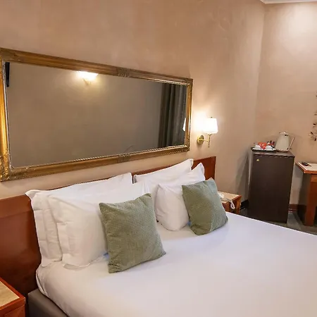 Hotel Accademia-2